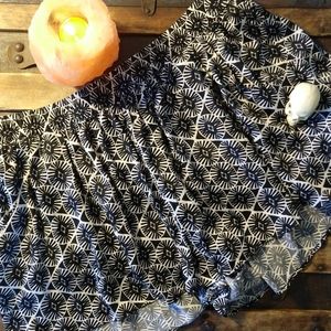 🚚MOVING SALE! NWOT Old Navy Shorts with Pockets